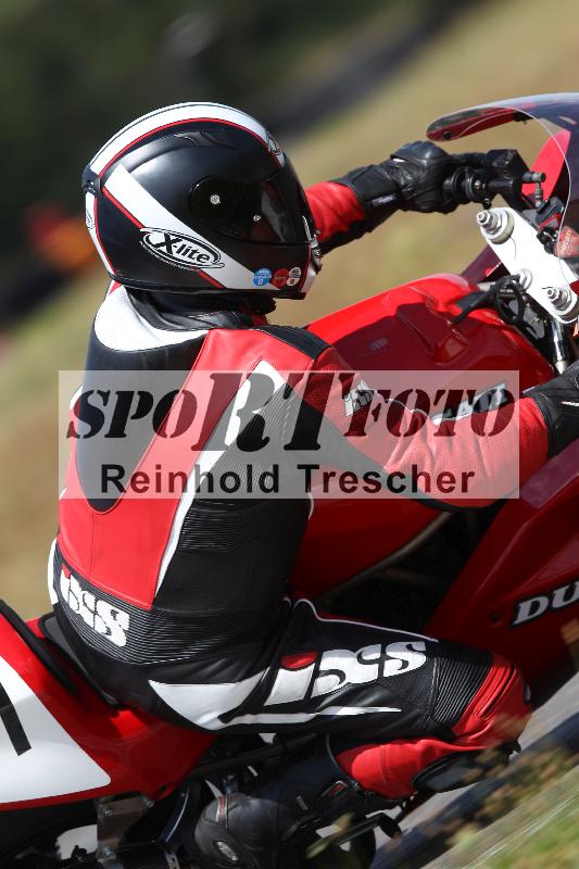 /Archiv-2022/45 28.07.2022 Speer Racing ADR/Gruppe gelb/backside